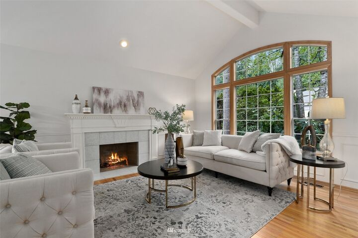 Property Photo: 2716 226th Avenue NE WA 98074