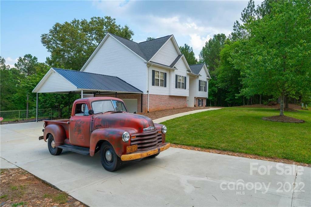 Property Photo:  1999 Lake Acres Drive  NC 28601 