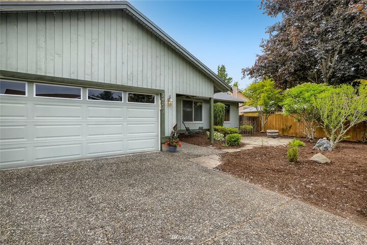 Property Photo:  14013 81st Place NE  WA 98034