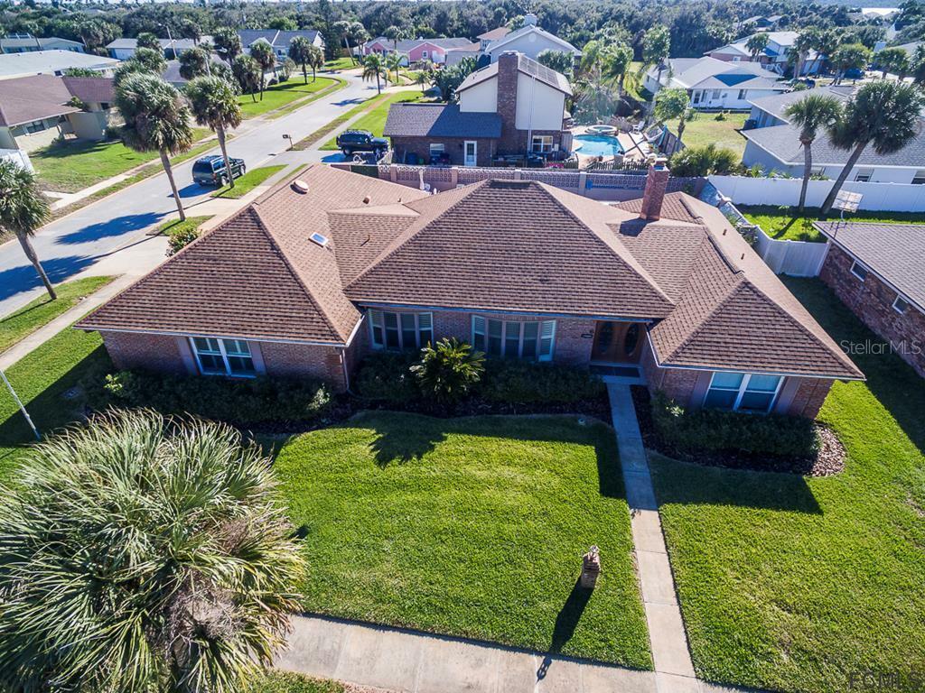Property Photo: 6 Buckingham Drive FL 32176