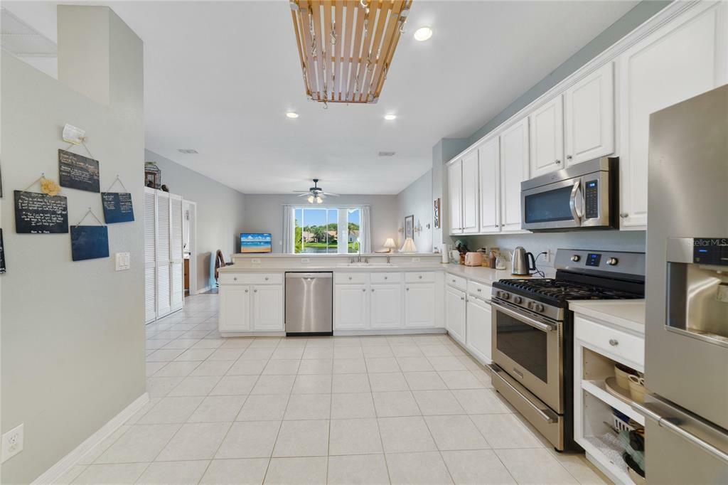 Property Photo: 13500 Guildhall Circle FL 32828