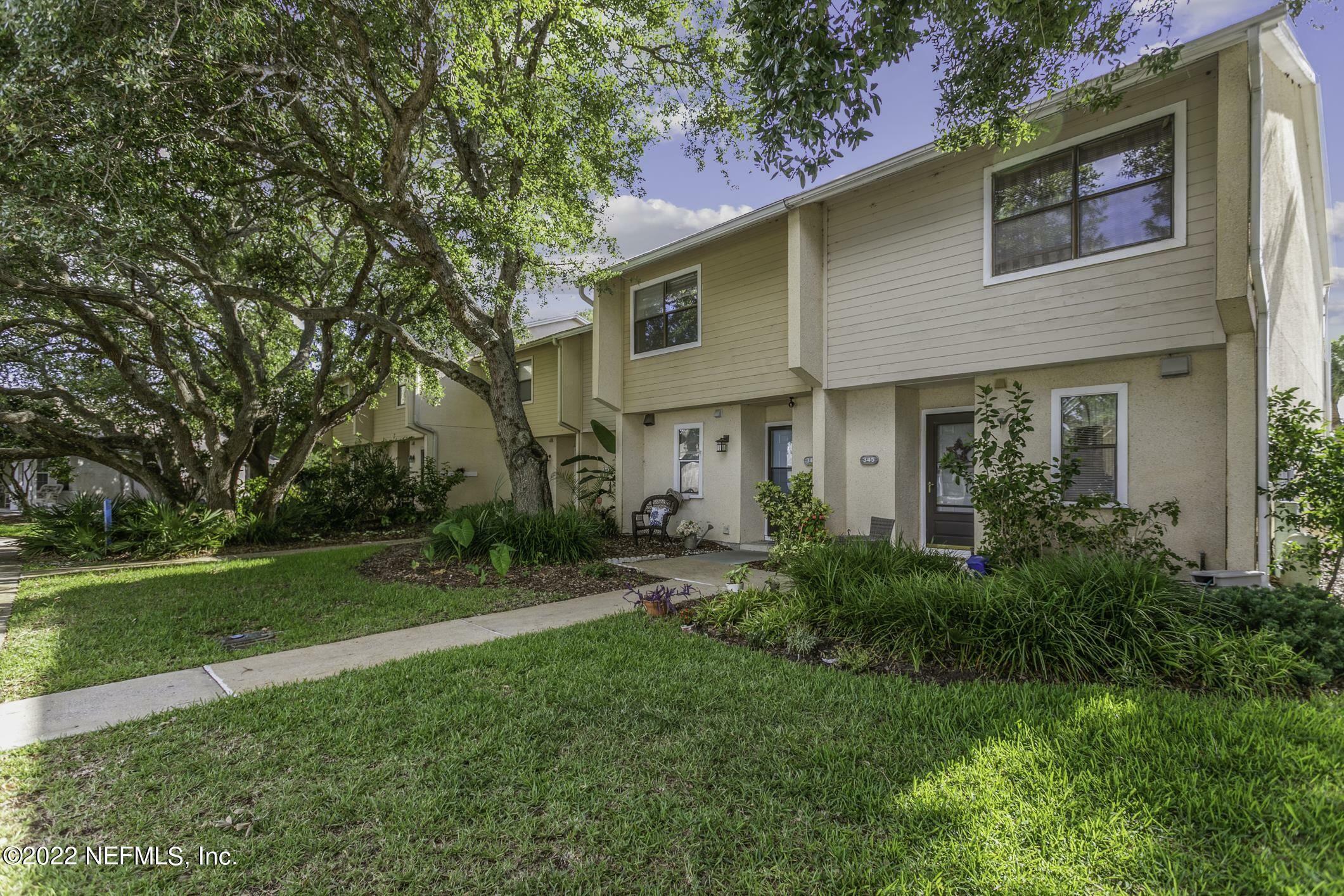 Property Photo: 343 Monika Place FL 32080