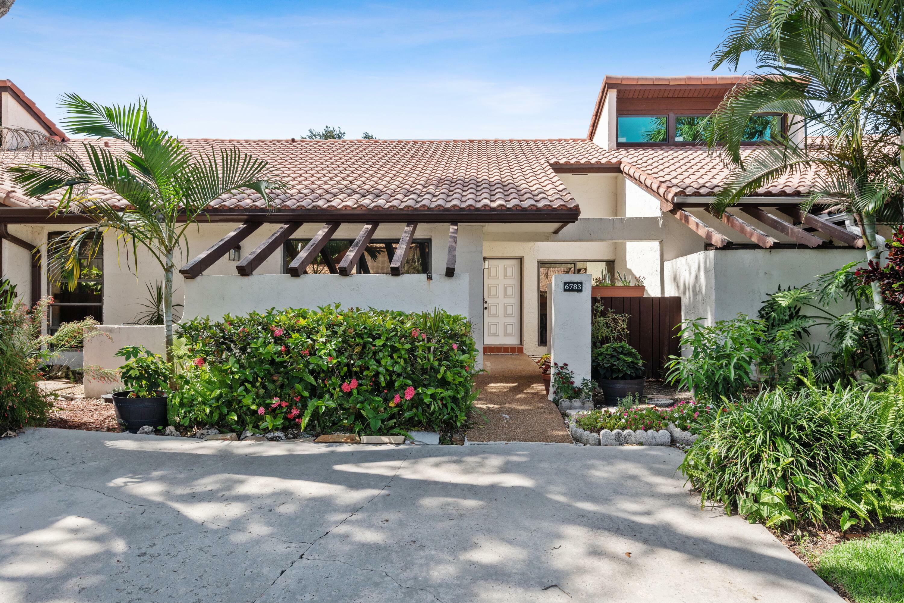 Property Photo:  6783 Tiburon Circle  FL 33433 