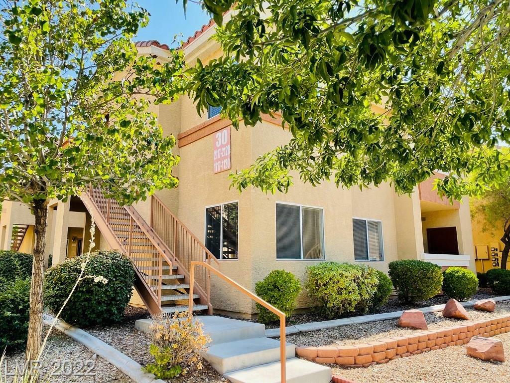 Property Photo:  1050 East Cactus Avenue 1117  NV 89183 