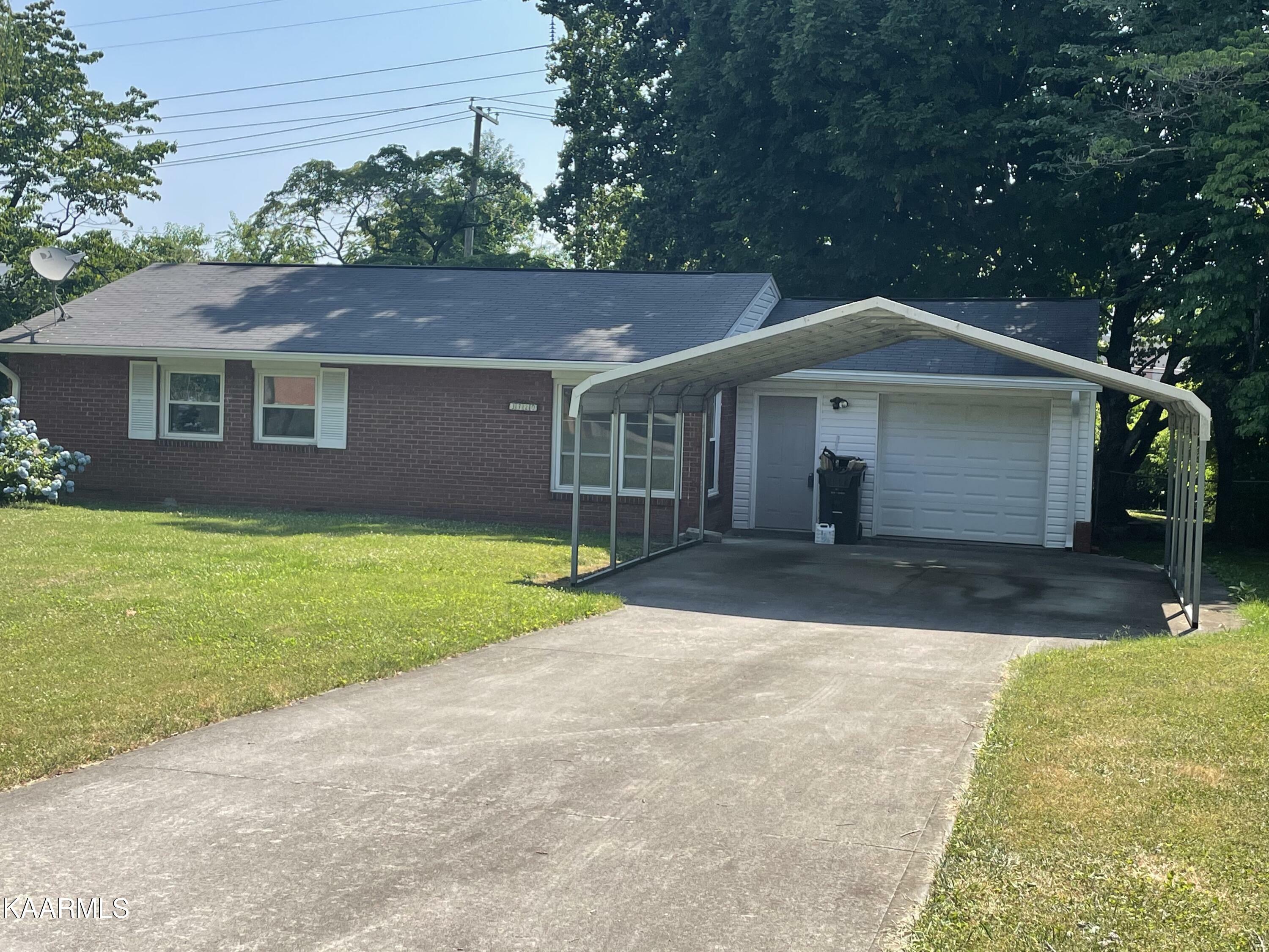 Property Photo:  3720 NW Orangewood Rd  TN 37921 