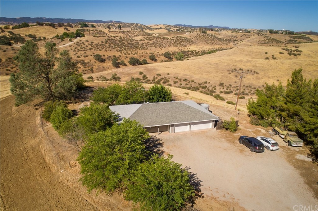 Property Photo:  540 Nygren Road  CA 93451 