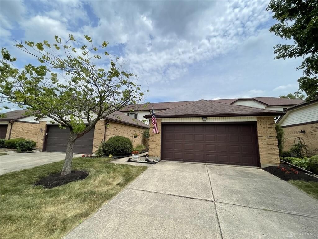 Property Photo: 96 E Van Lake Drive OH 45377