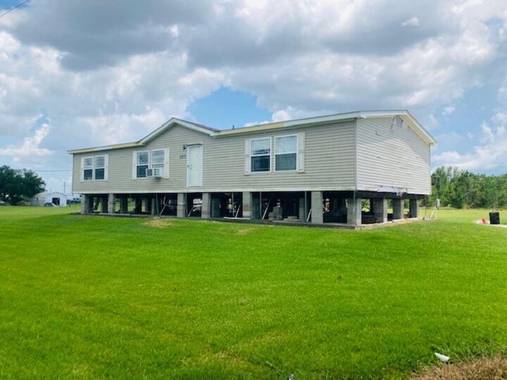 107 Nicci Lane  Lake Charles LA 70607 photo