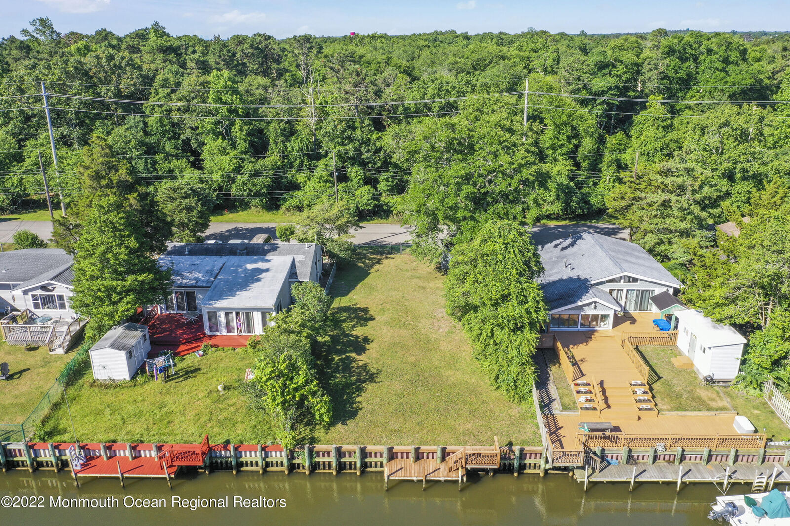 Property Photo:  11 Admiral Drive  NJ 08087 