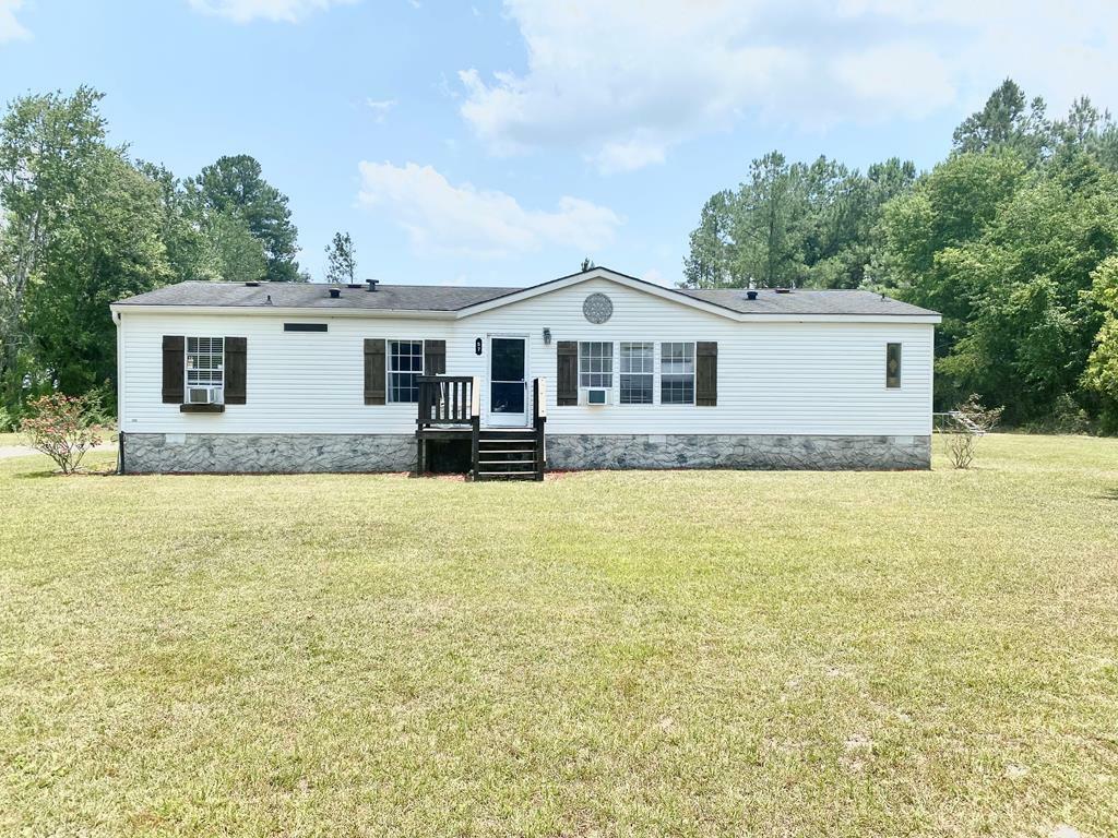 Property Photo:  57 Oscar Carter Lane  GA 31641 