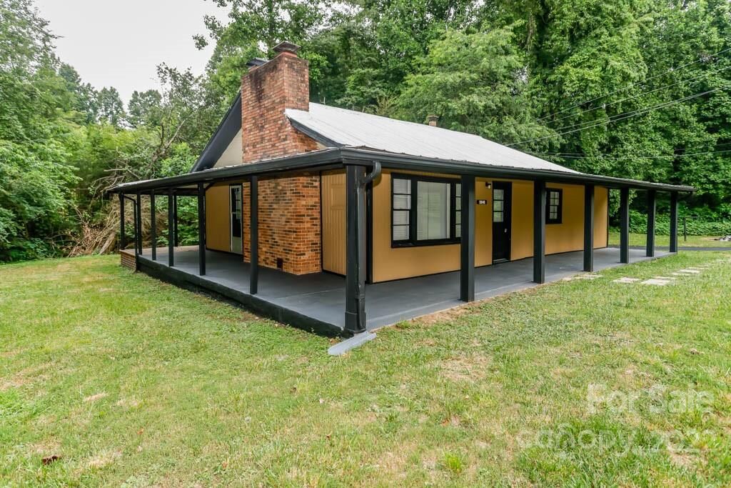 Property Photo:  5646 Sugar Hill Road  NC 28655 