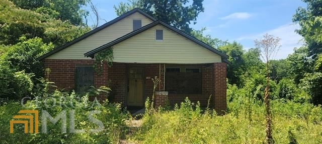 Property Photo:  798 Center Street  GA 31217 