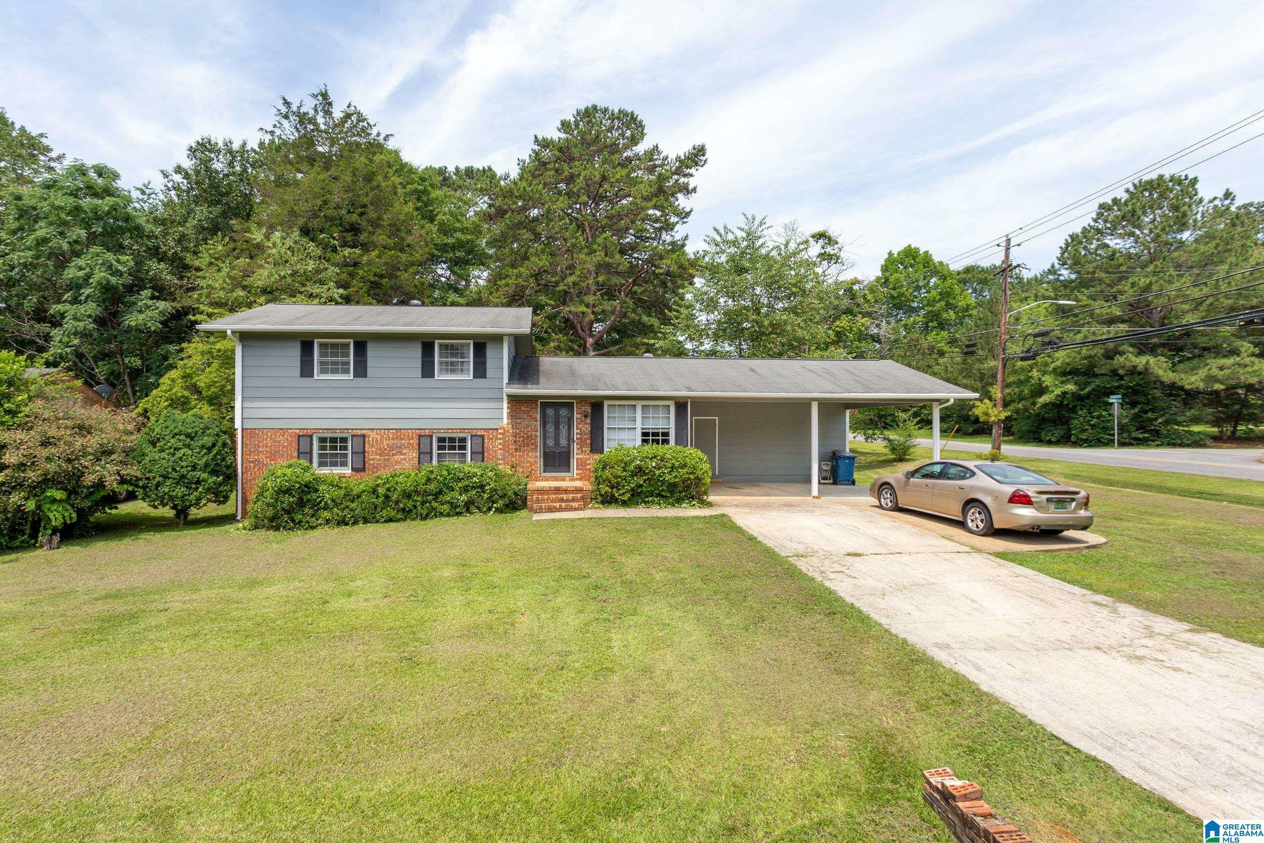 Property Photo:  1400 Green Meadow Road  AL 36207 