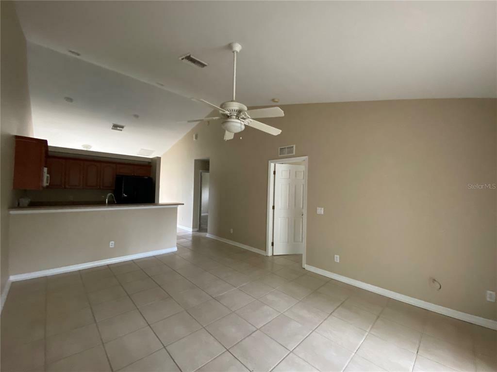 Property Photo:  6512 Rosewood Drive  FL 34224 