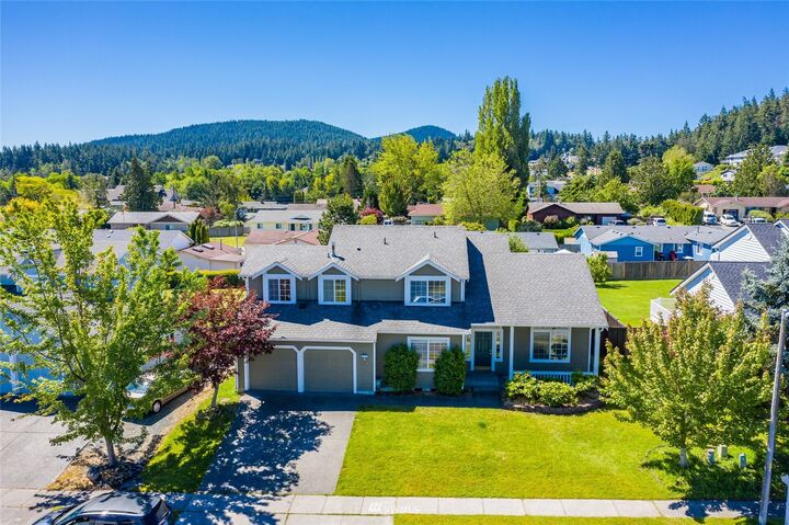 Property Photo: 1907 36th Street WA 98221