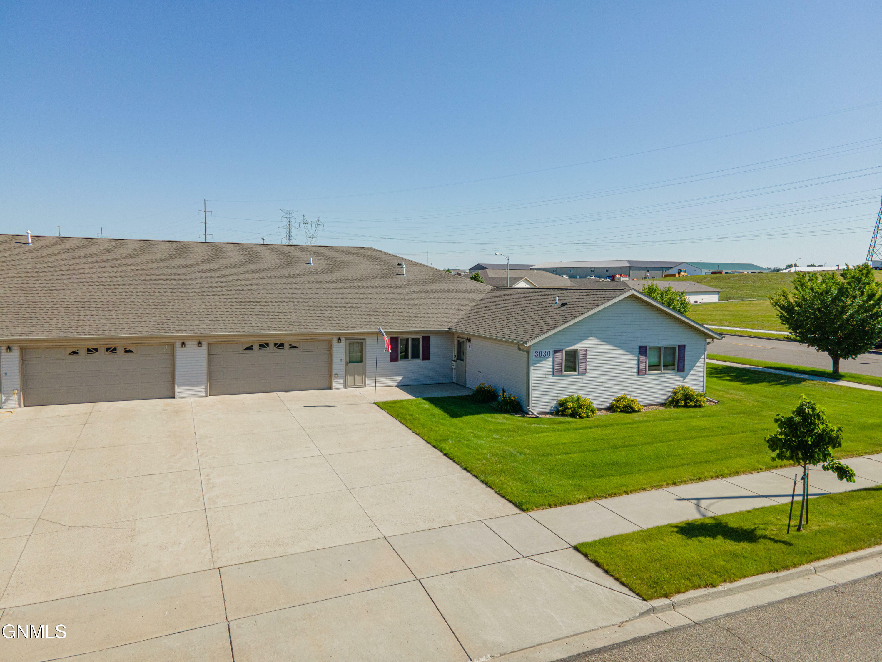 Property Photo:  3030 Colorado Drive E B  ND 58503 