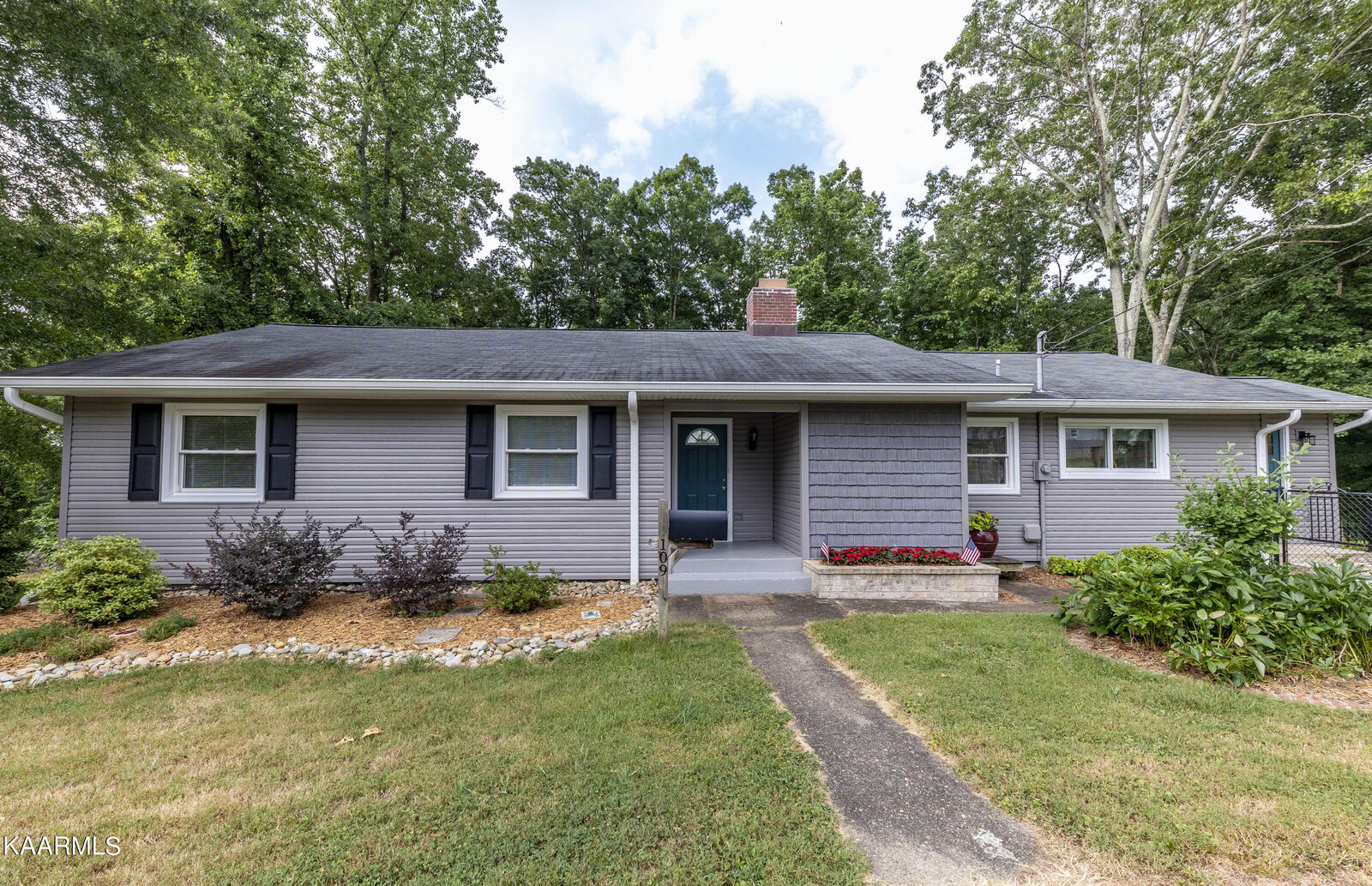 Property Photo:  109 Delmar Circle  TN 37830 