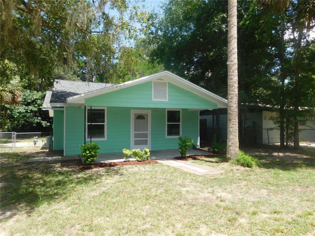 Property Photo:  19281 NW 54th Court  FL 32686 