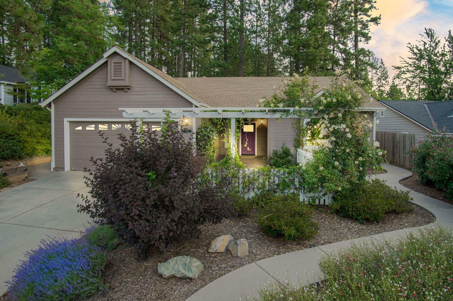 Property Photo: 278 Scotia Pines Circle CA 95945