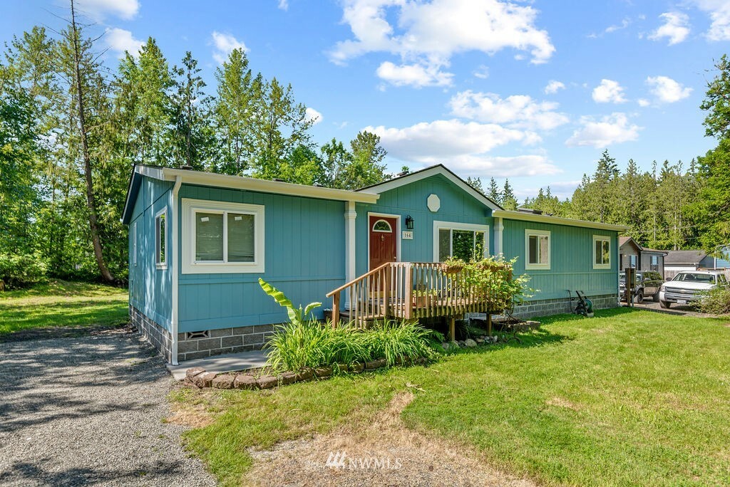 Property Photo:  164 Hall Road  WA 98645 