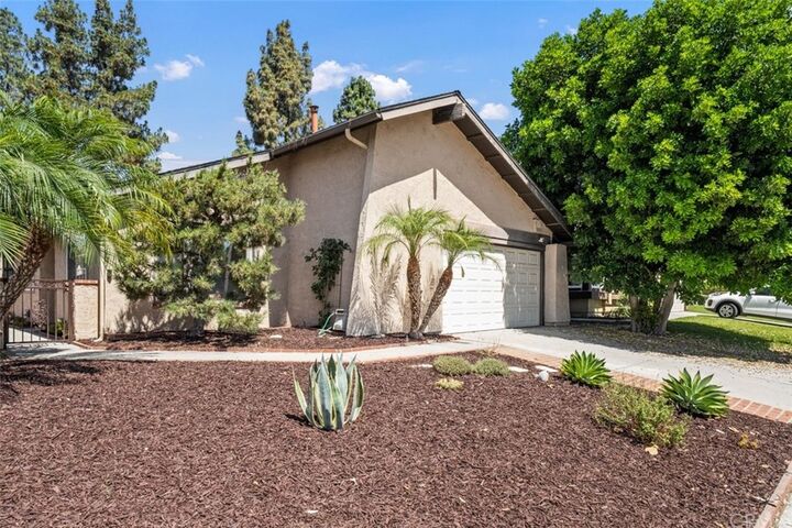 Property Photo:  3202 Hacienda Drive  CA 91010 