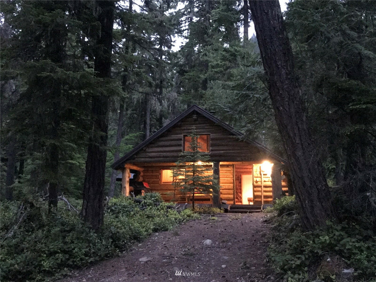 Property Photo: 8 Deep Creek Usfs WA 98022