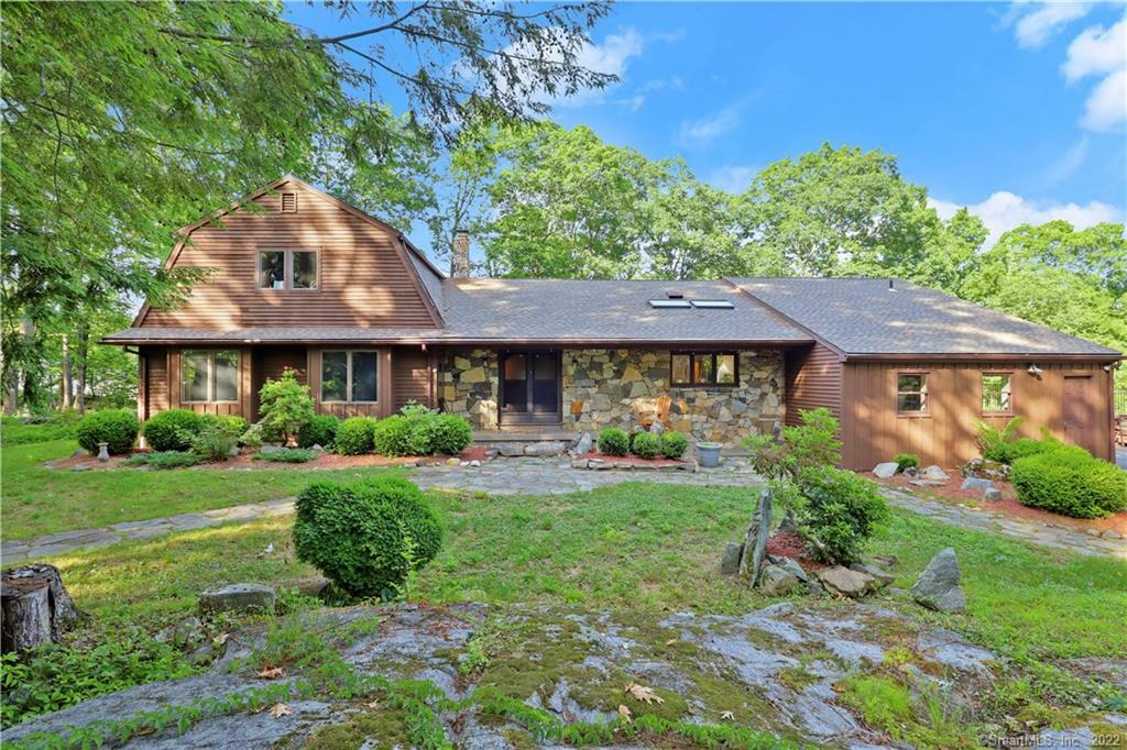 Property Photo: 11 High View Terrace CT 06812