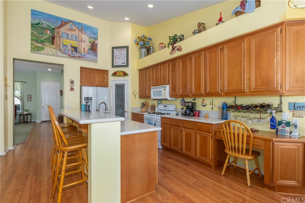 Property Photo:  256 Jam Street  CA 92544 