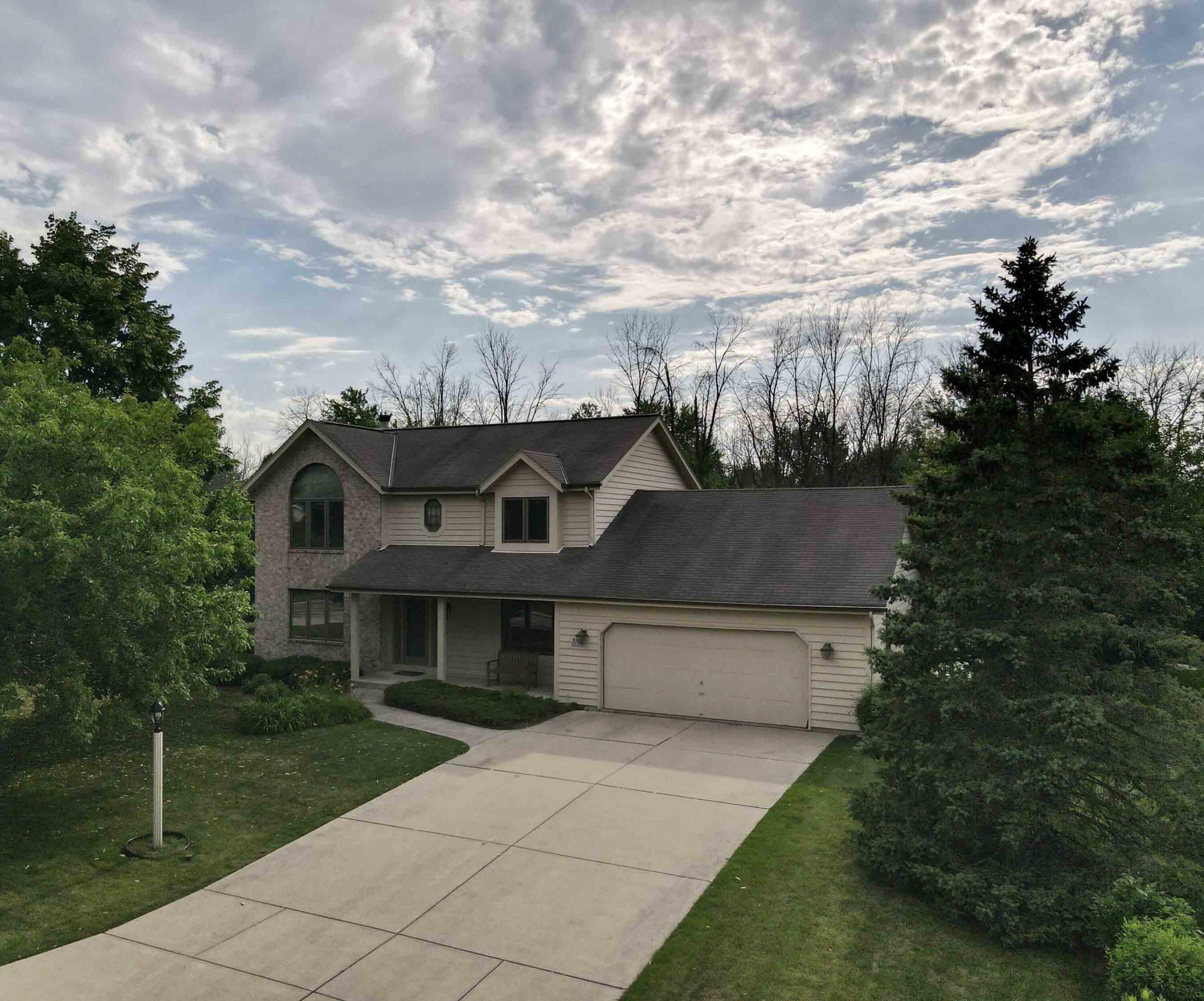 Property Photo:  W145n5275 Thornhill Dr  WI 53051 