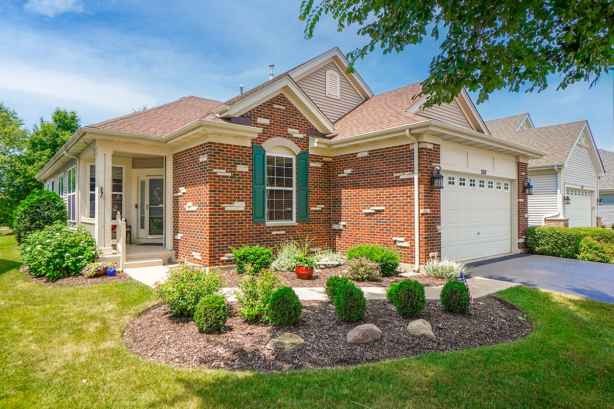 Property Photo: 1158 Barkston Lane IL 60502