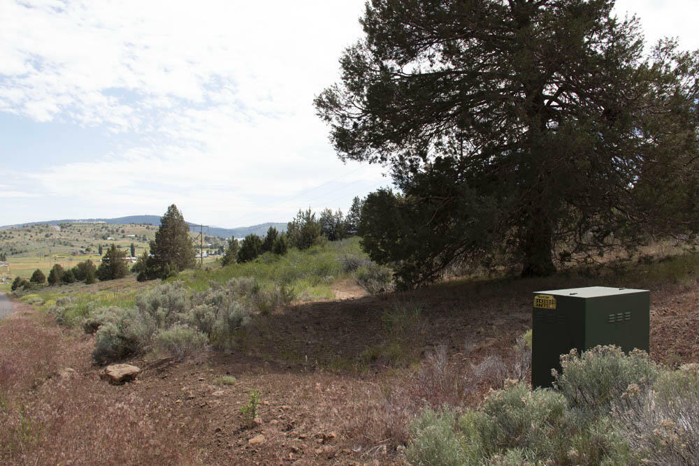 Property Photo:  Lot 81 Peregrine Heights  OR 97601 