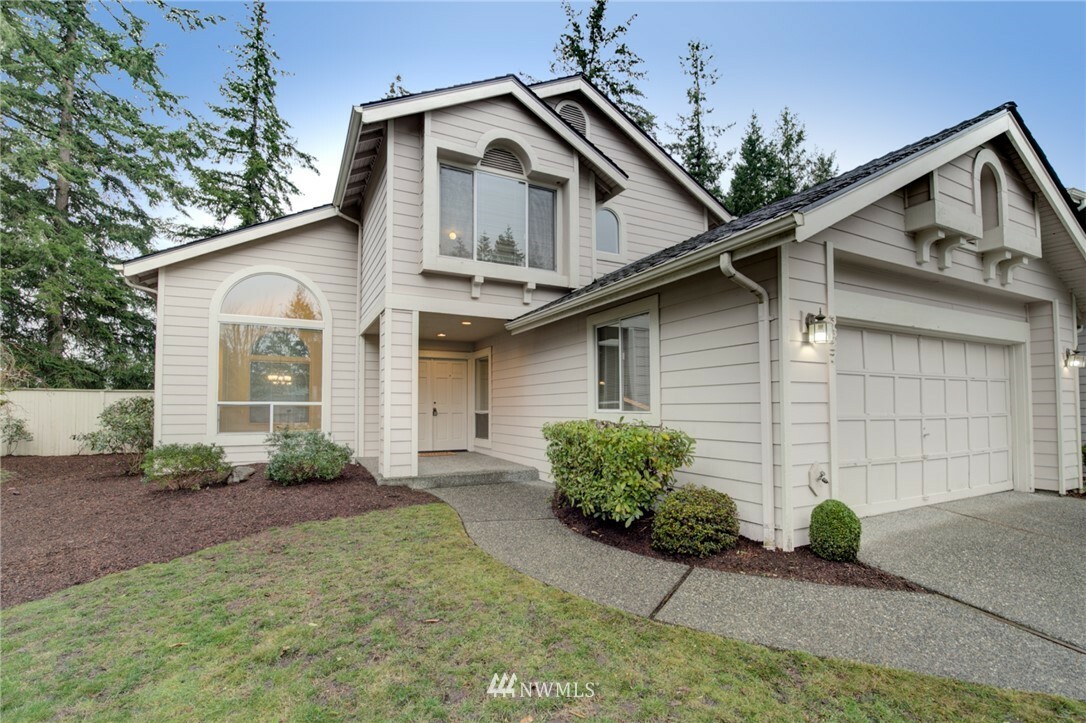 Property Photo:  3627 252nd Place SE  WA 98029 