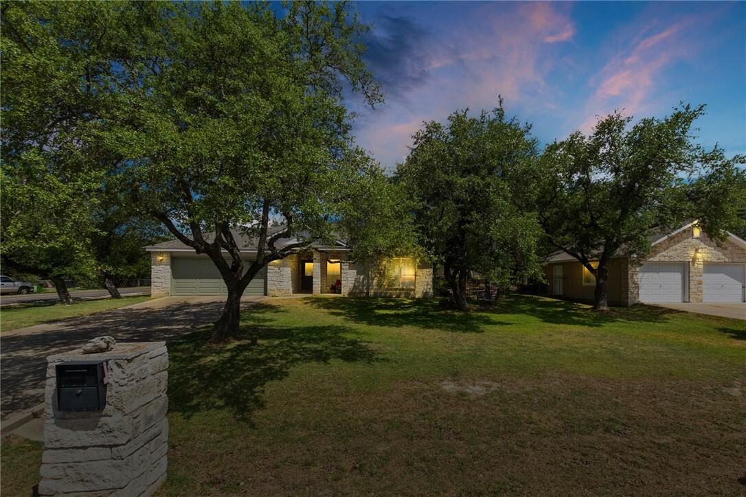 21020 Nimitz Avenue  Lago Vista TX 78645 photo