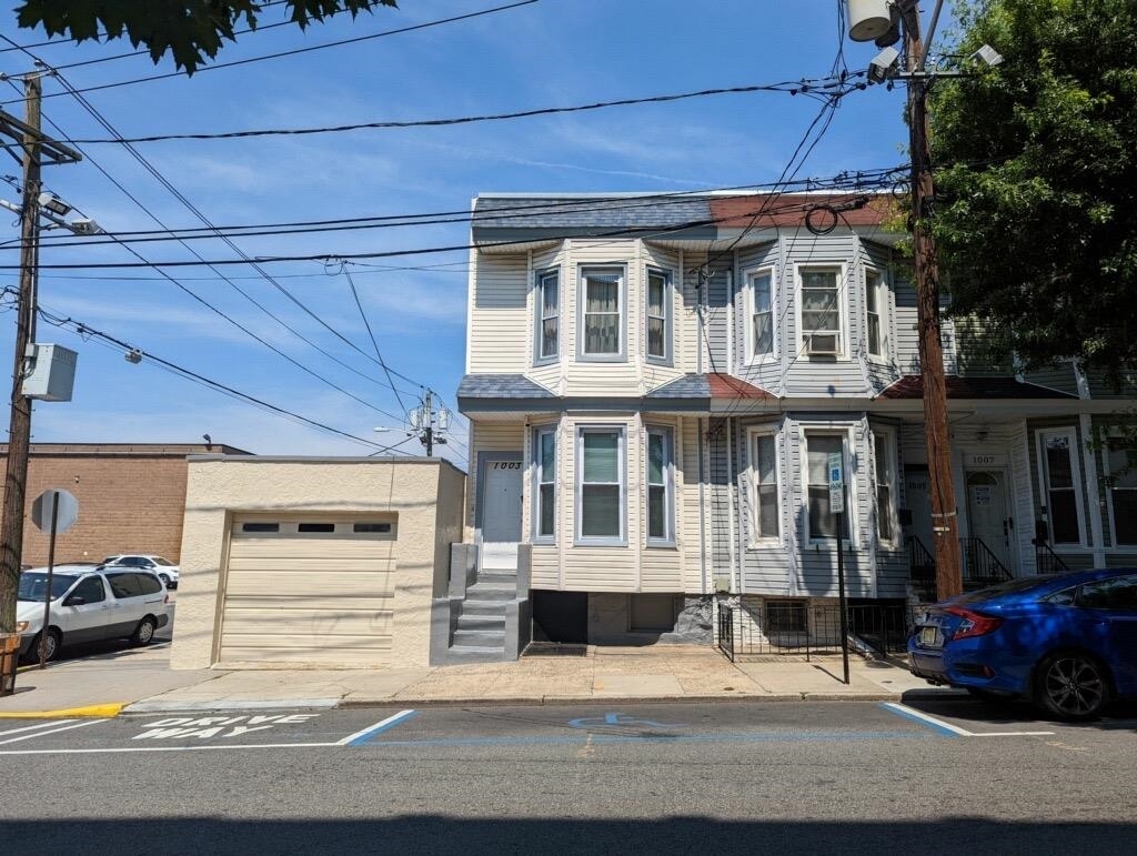 Property Photo:  1001-1003 West St  NJ 07087-0000 