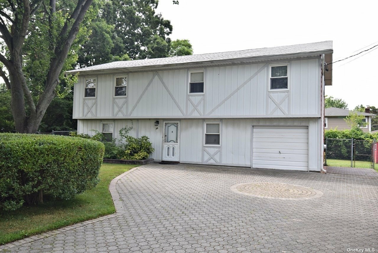 Property Photo:  40 Wilson Avenue  NY 11729 