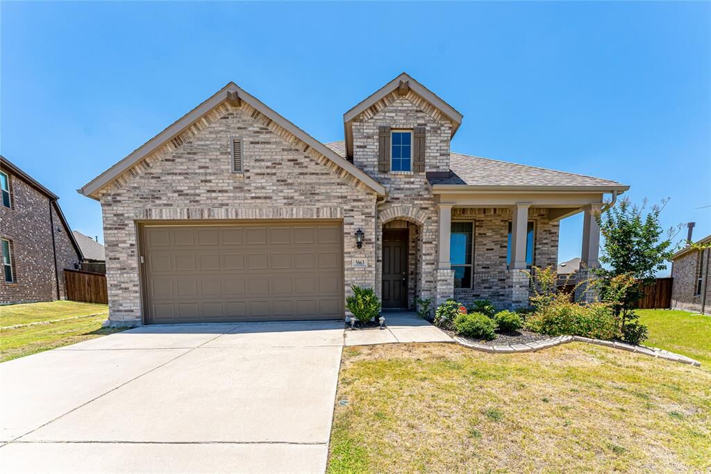 Property Photo: 5863 Melville Lane TX 75126