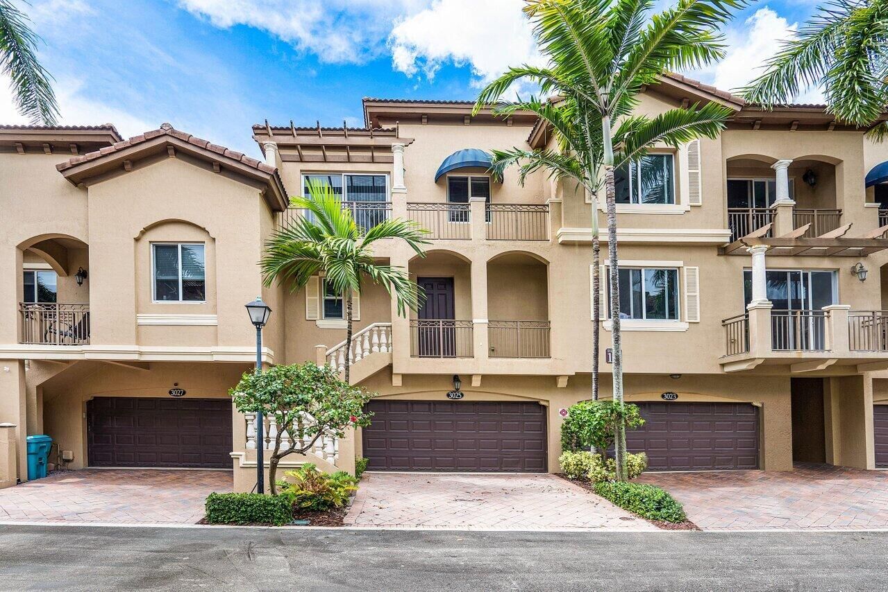 Property Photo: 3025 Waterside Circle FL 33435