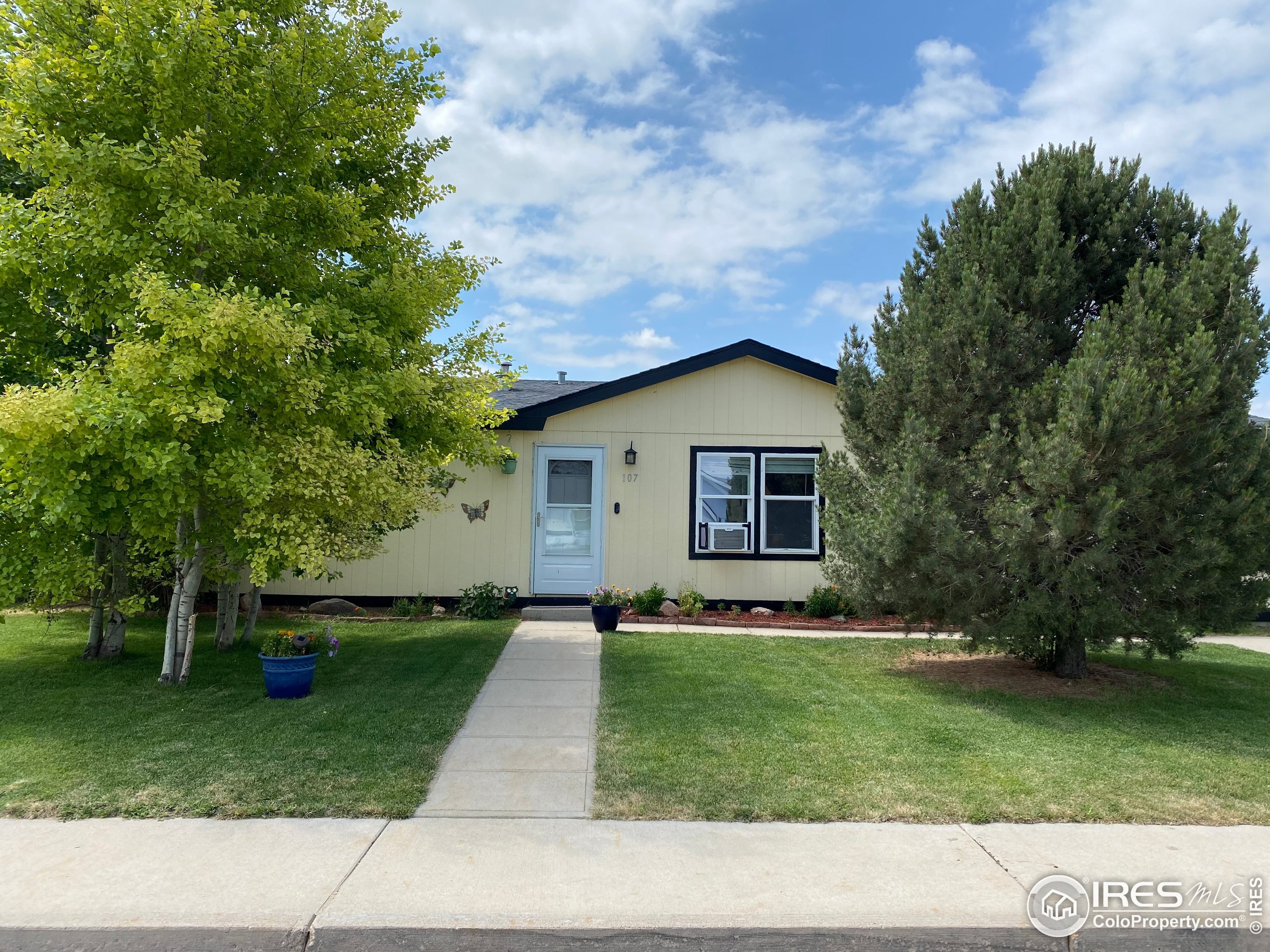 Property Photo:  107 Jennifer Cir  CO 80723 