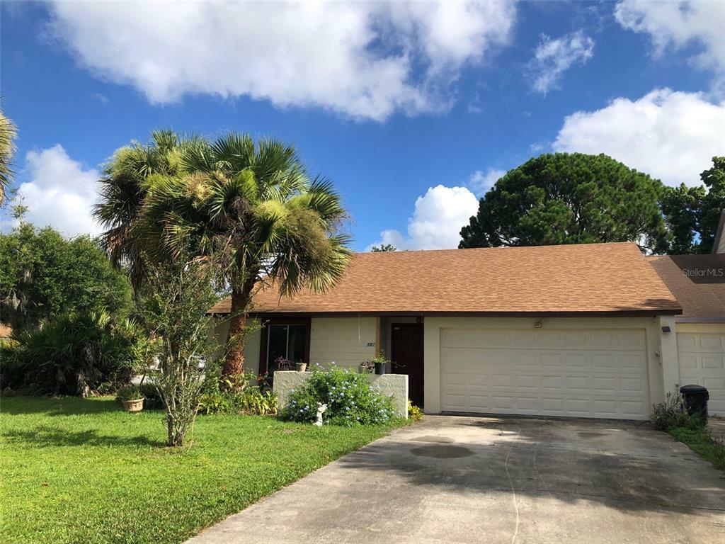 Property Photo:  101 Long Leaf Pine Court  FL 32773 