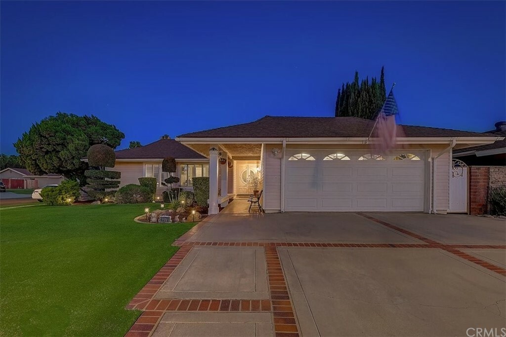 Property Photo:  4370 E Alderdale Avenue  CA 92807 