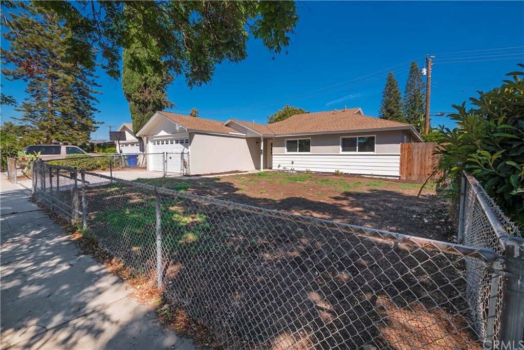 Property Photo: 2830 Santez Drive CA 91768