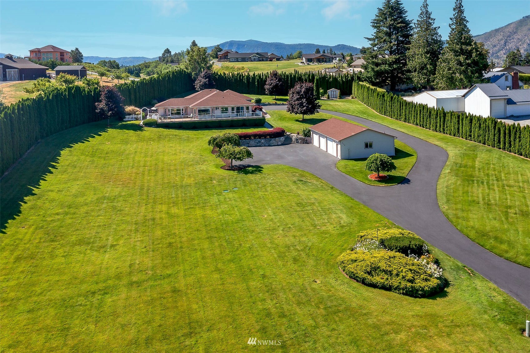 Property Photo:  459 Loop Avenue  WA 98831 