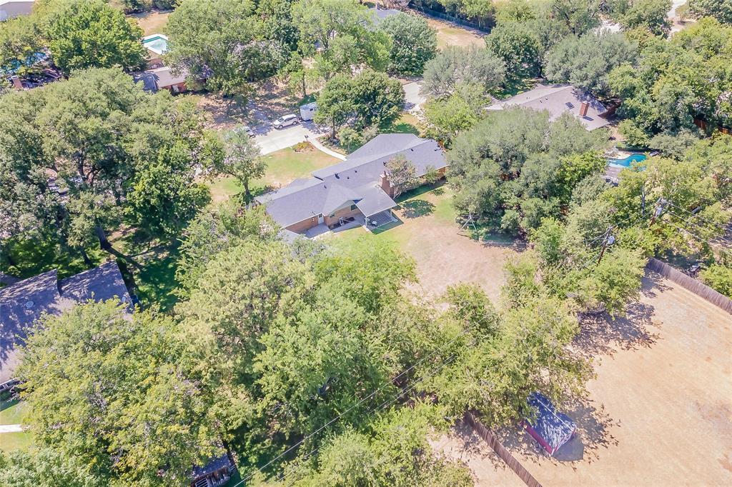 Property Photo:  5512 Oak Hills Drive  TX 76034 