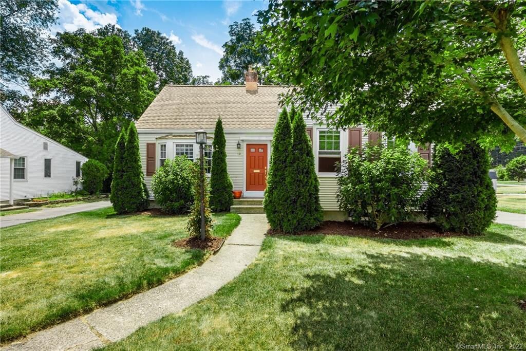 Property Photo:  13 Remington Road  CT 06095 