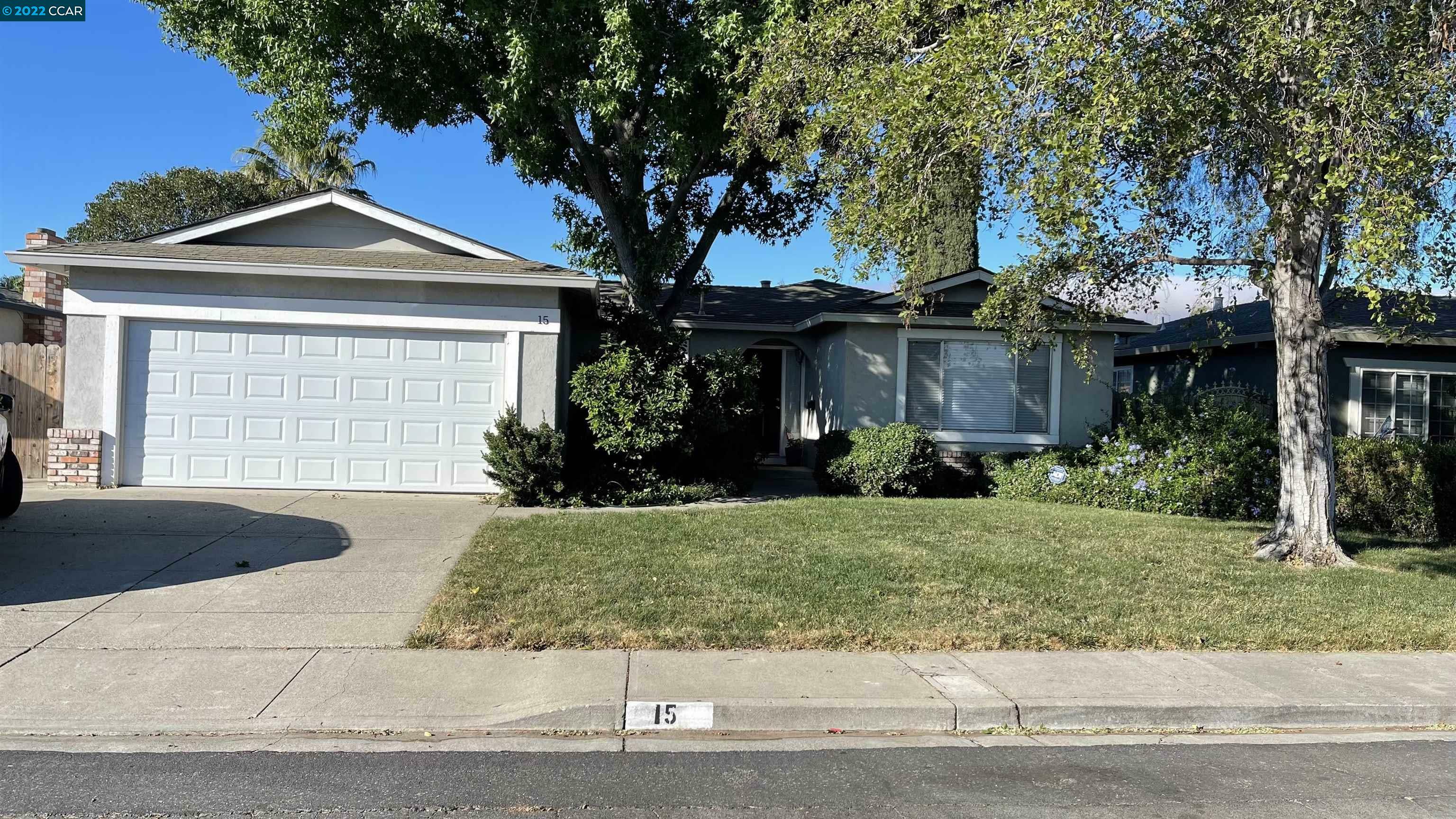 Property Photo:  15 Brookshire Ct  CA 94565 