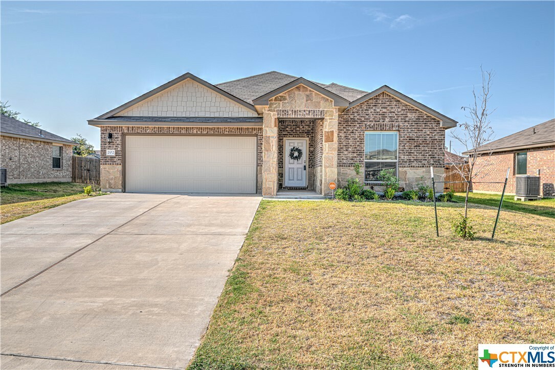 Property Photo:  202 Danielle Drive  TX 76542 