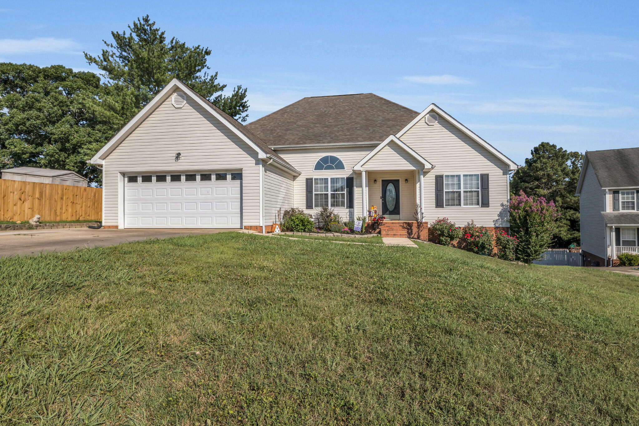 Property Photo:  9922 Breeze Hill Ln  TN 37379 