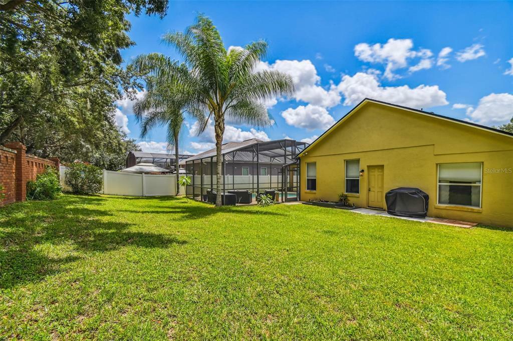 Property Photo:  10551 Angler Court  FL 32825 