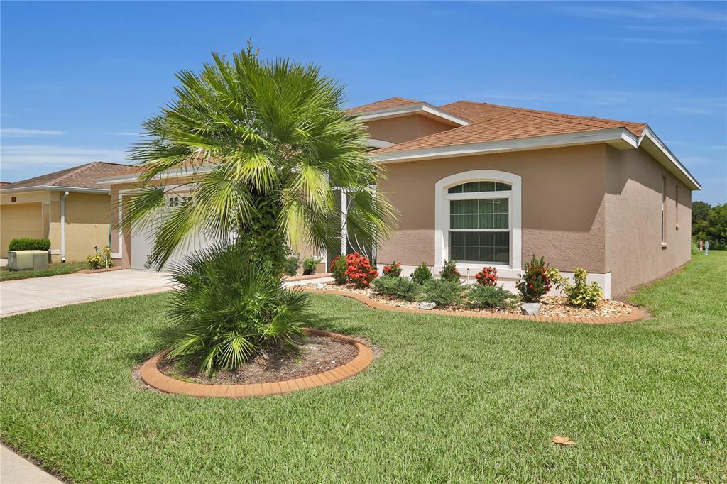 Property Photo: 3410 Fiddle Leaf Way FL 33811