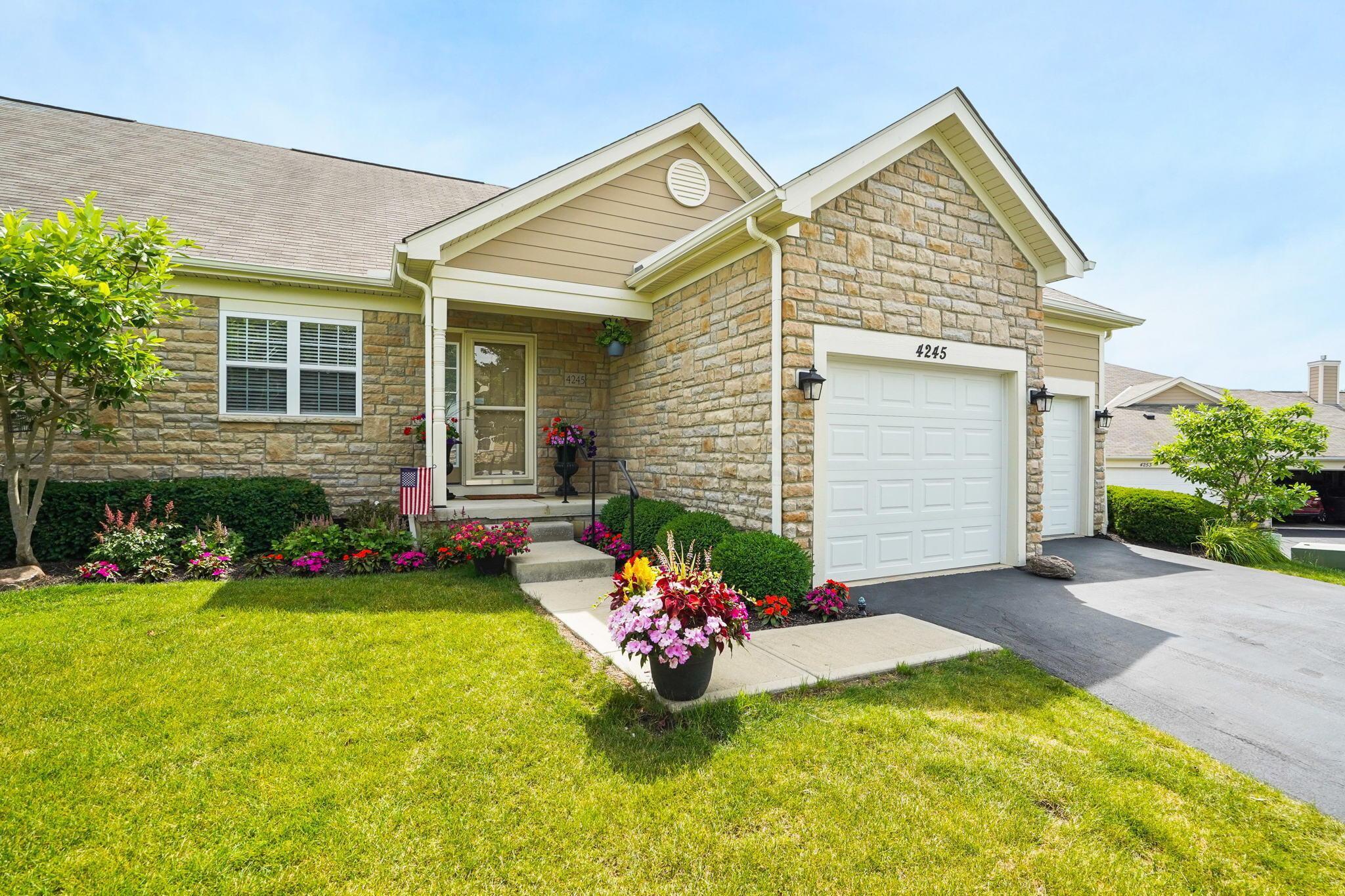 Property Photo: 4245 Sighthill Avenue OH 43065